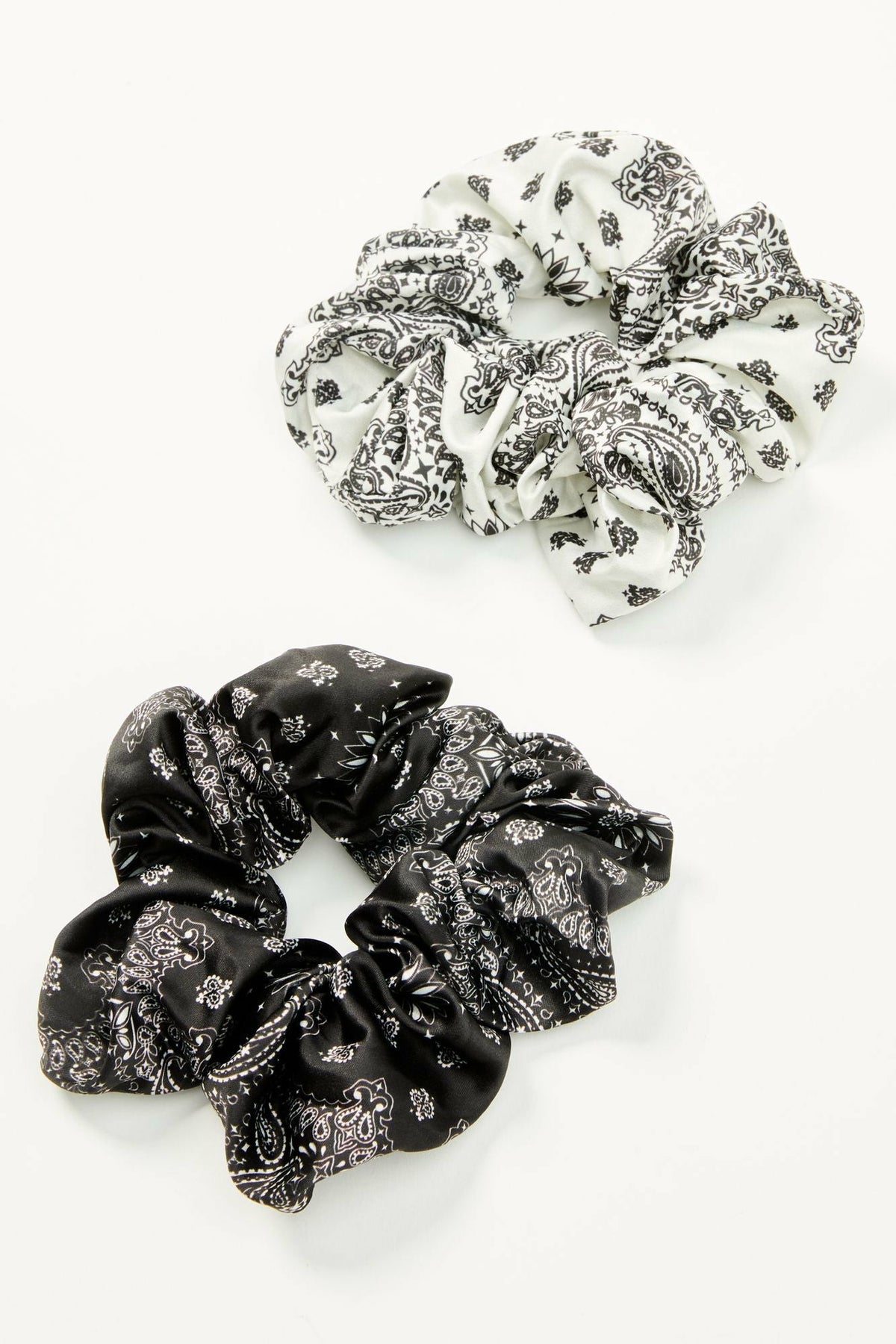 Bellshire Oversized Scrunchies - 2 Piece
