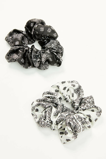Bellshire Oversized Scrunchies - 2 Piece
