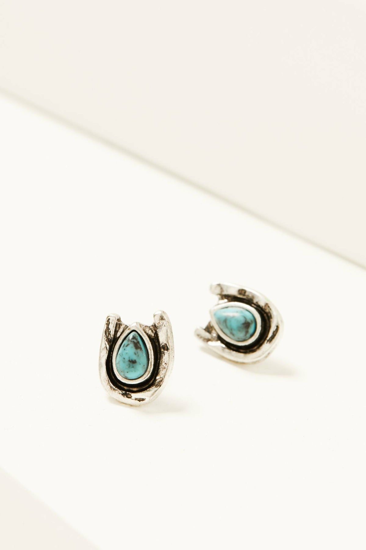Esther Outlaw earring Set - 5 Piece