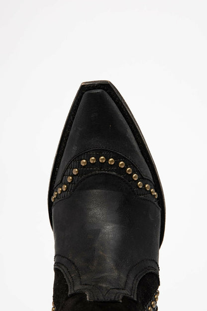 Walk This Way Western Boots - Snip Toe