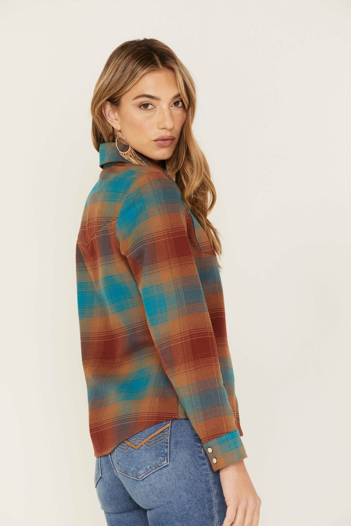 Ombre Plaid Print Long Sleeve Snap Western Top