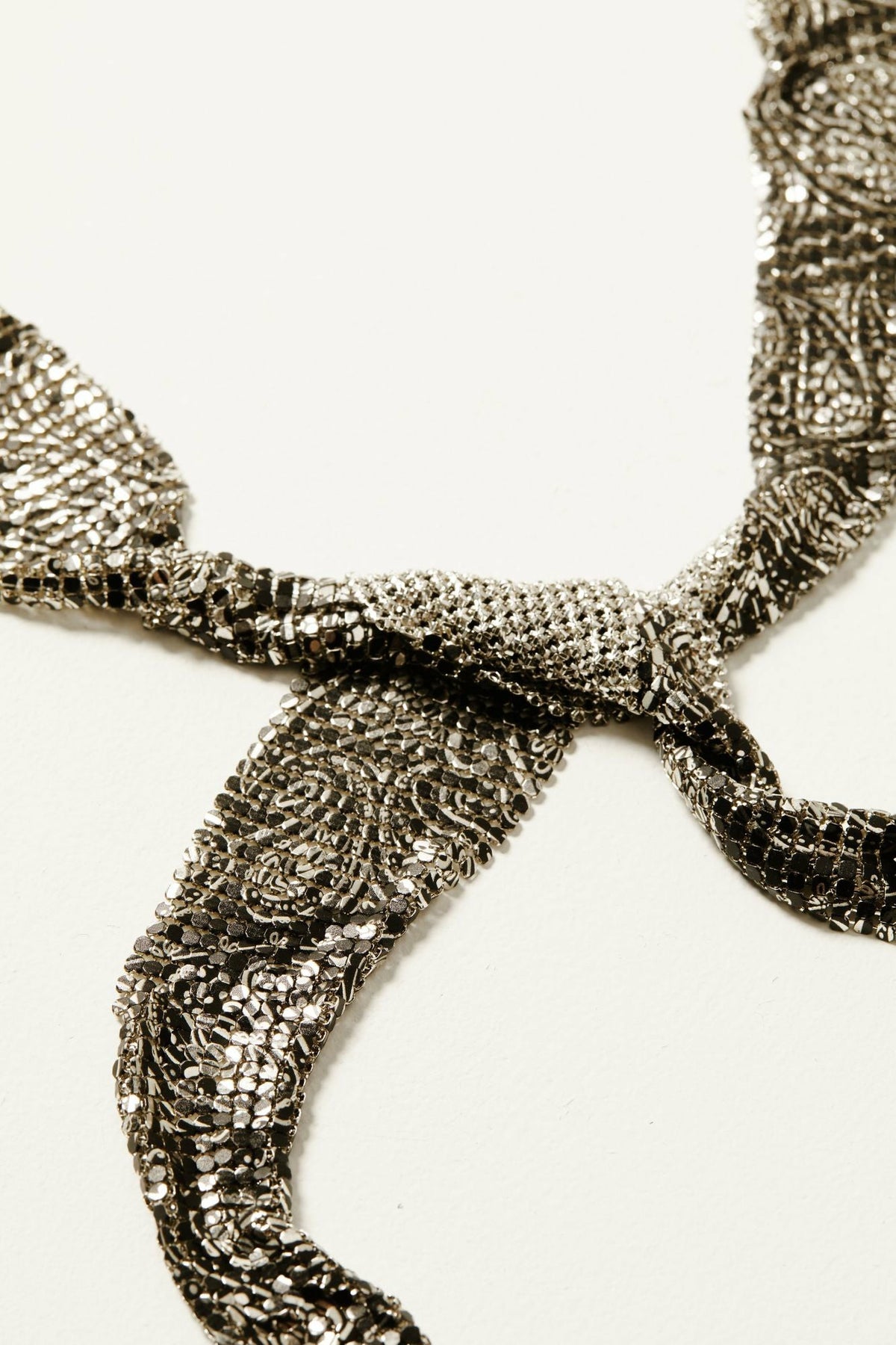 Cardiff Mesh Scarf Necklace