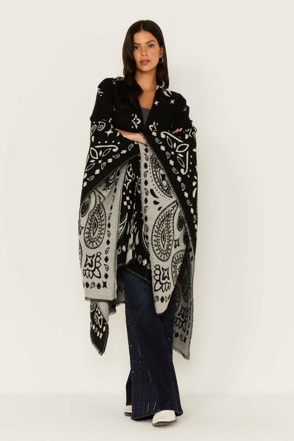 Kyle Bandana Print Blanket Shawl