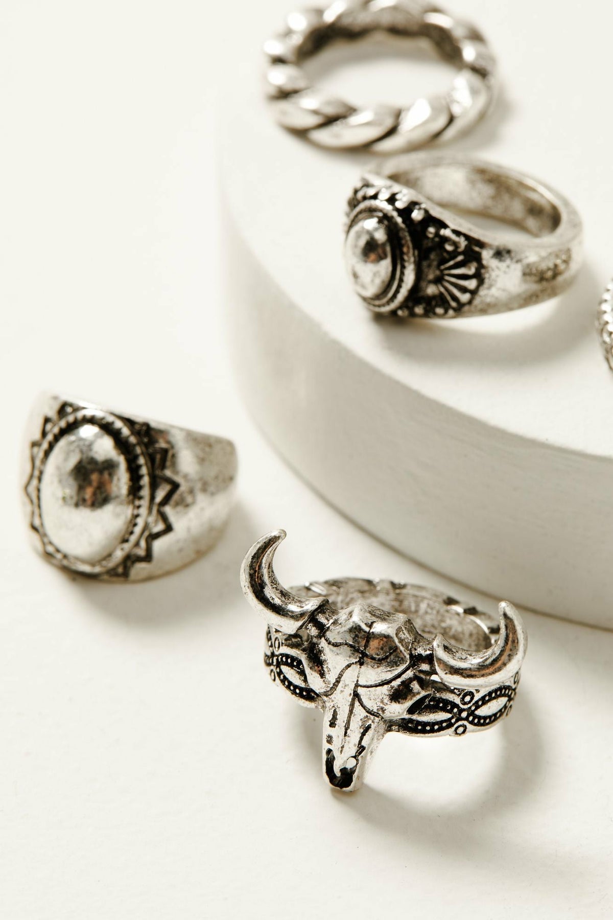 Irondale Ring Set