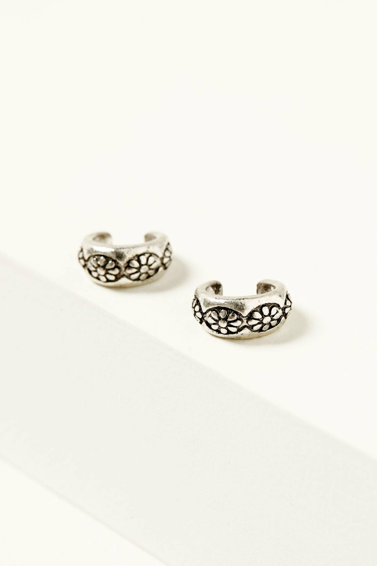Dorella Earring Set