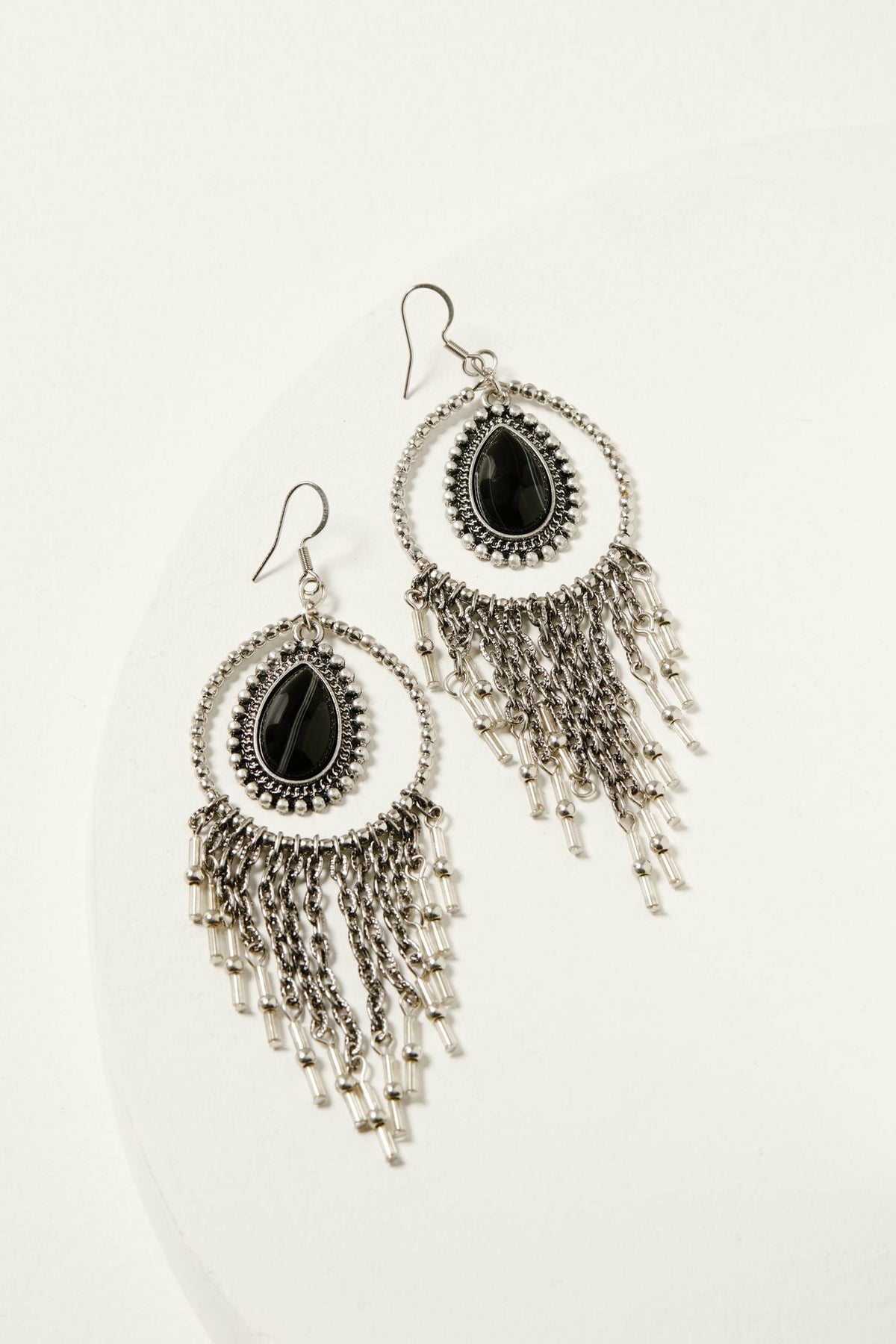 Luna Black Earrings
