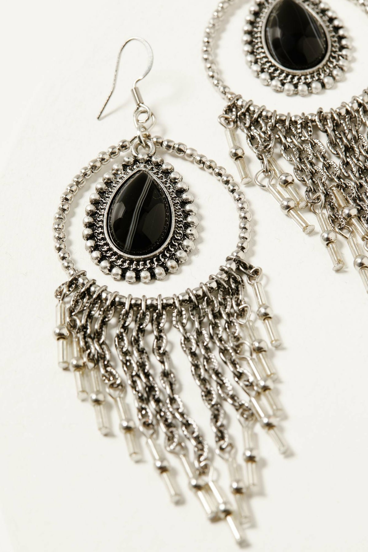 Luna Black Earrings