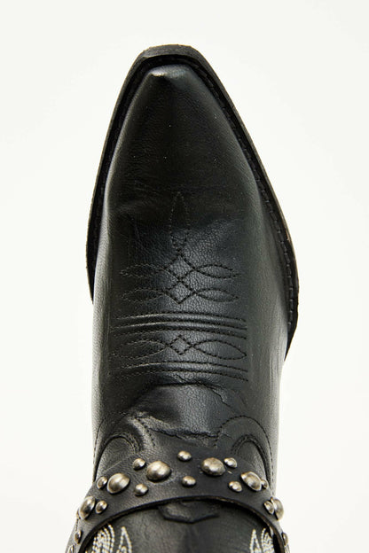 Backstage Babe Western Boots - Snip Toe
