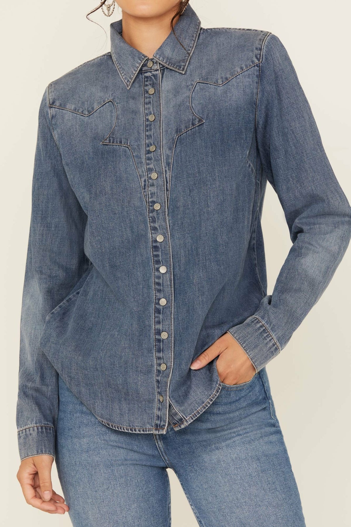 Huckleberry Medium Wash Long Sleeve Snap Western Shirt